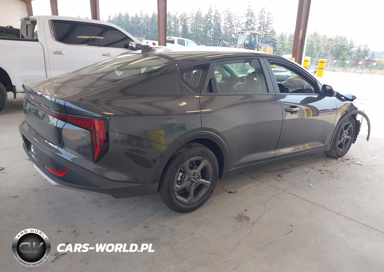 2026 Kia K4 Lxs VIN:3KPFT4DEXTE353159 - 4