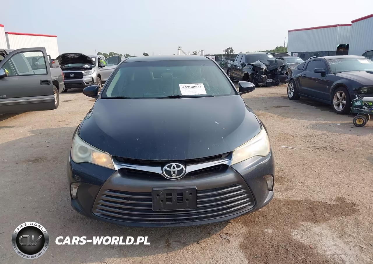 2017 Toyota Camry Le VIN:4T1BF1FK4HU627225 - 12