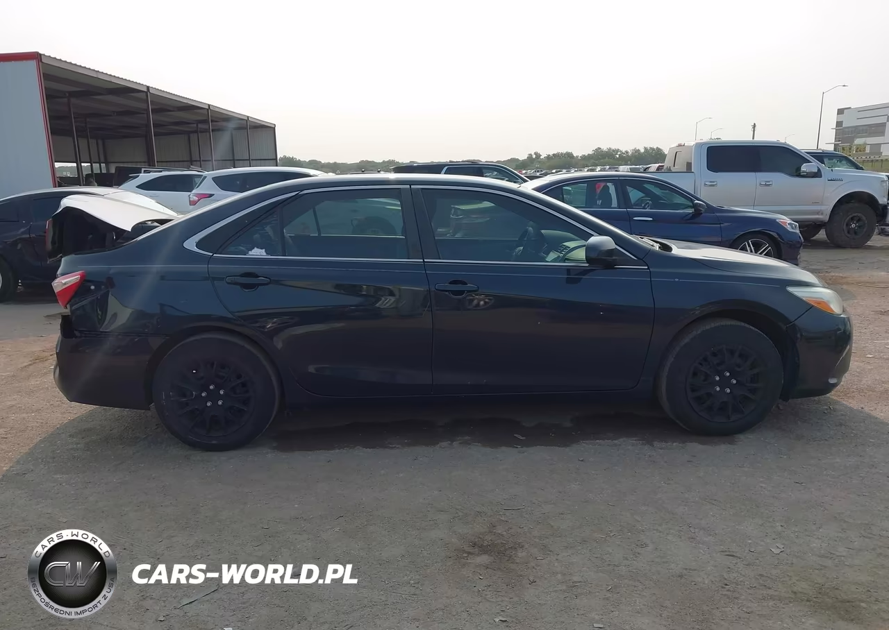 2017 Toyota Camry Le VIN:4T1BF1FK4HU627225 - 13