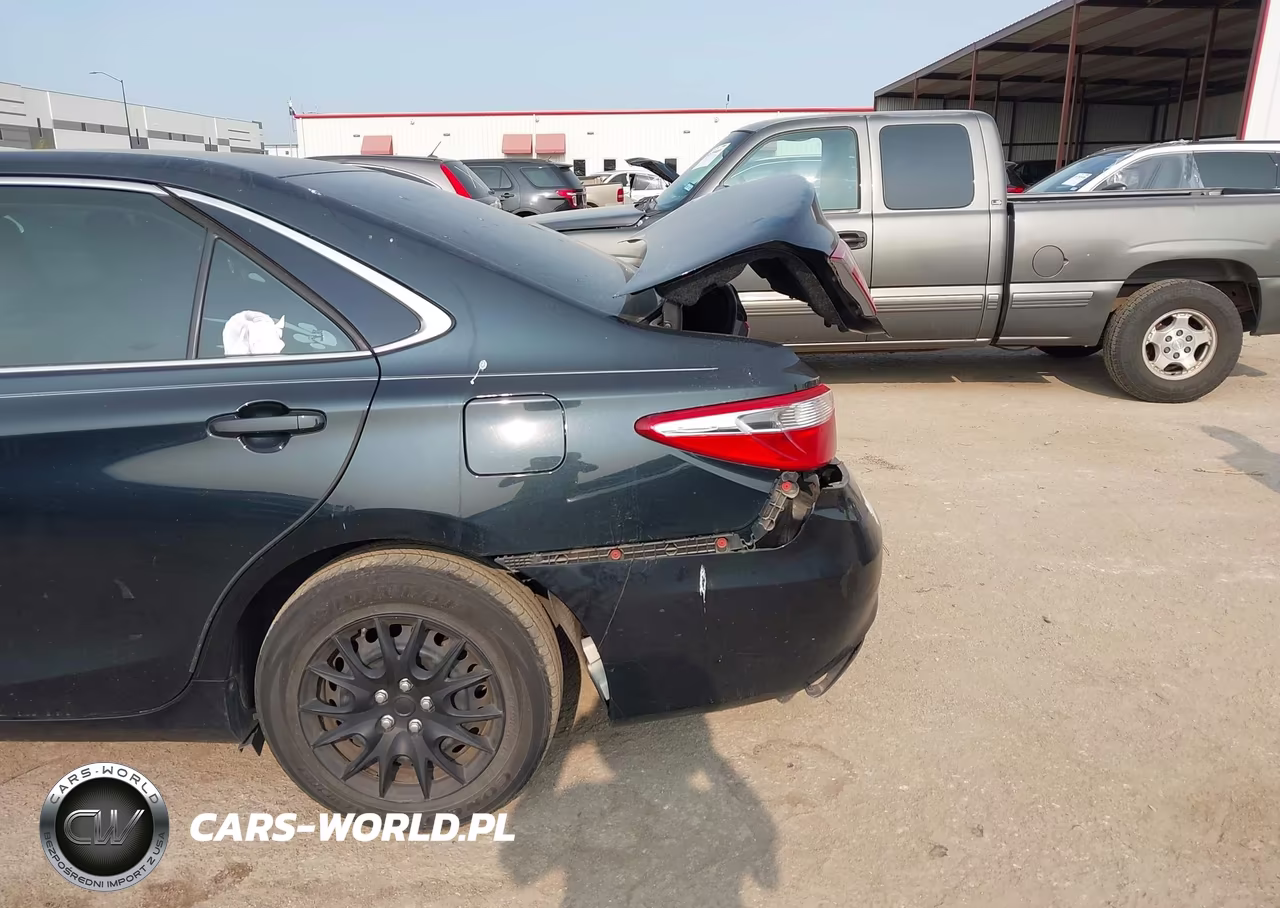 2017 Toyota Camry Le VIN:4T1BF1FK4HU627225 - 6