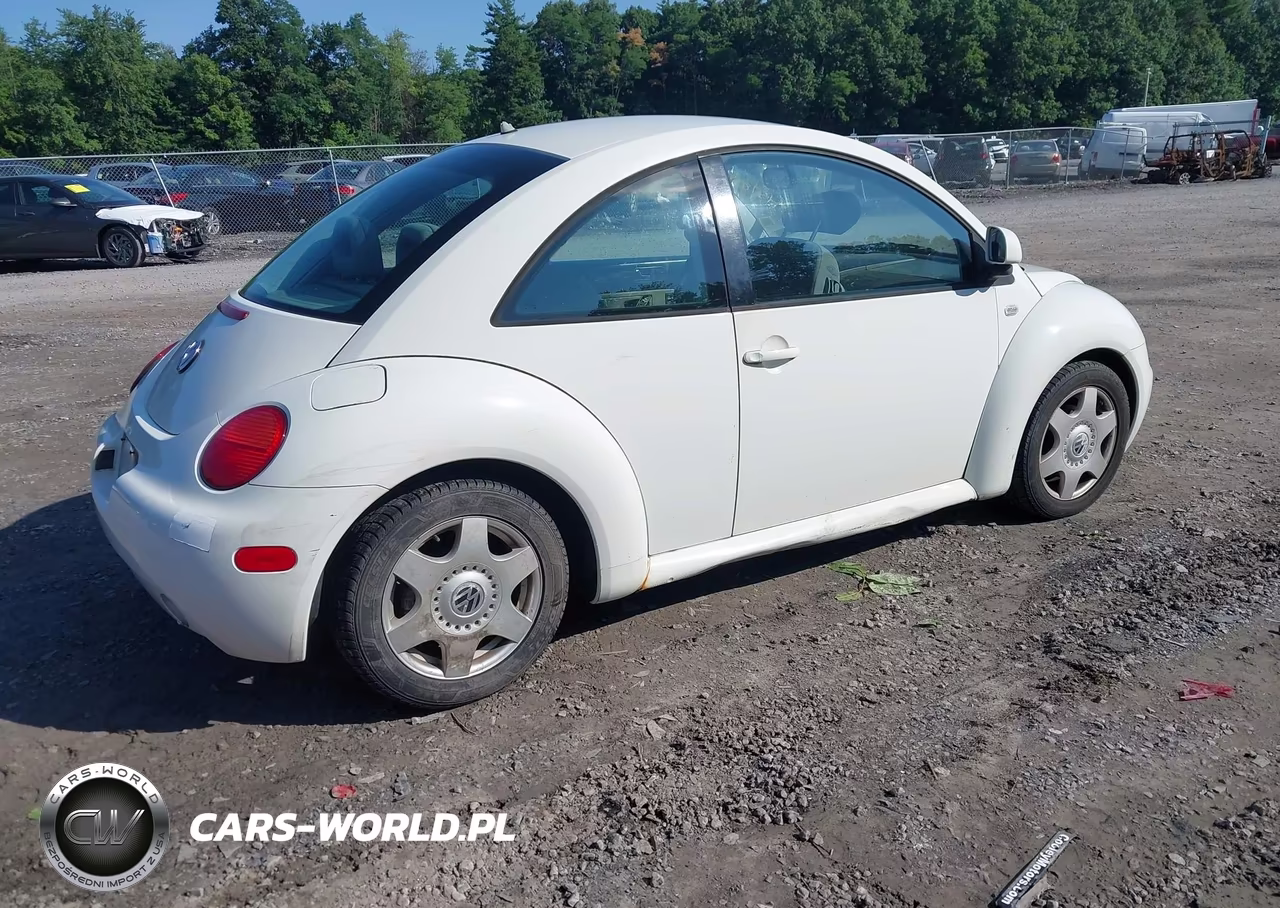 1999 Volkswagen New Beetle Gls VIN:3VWCC21C4XM407851 - 4