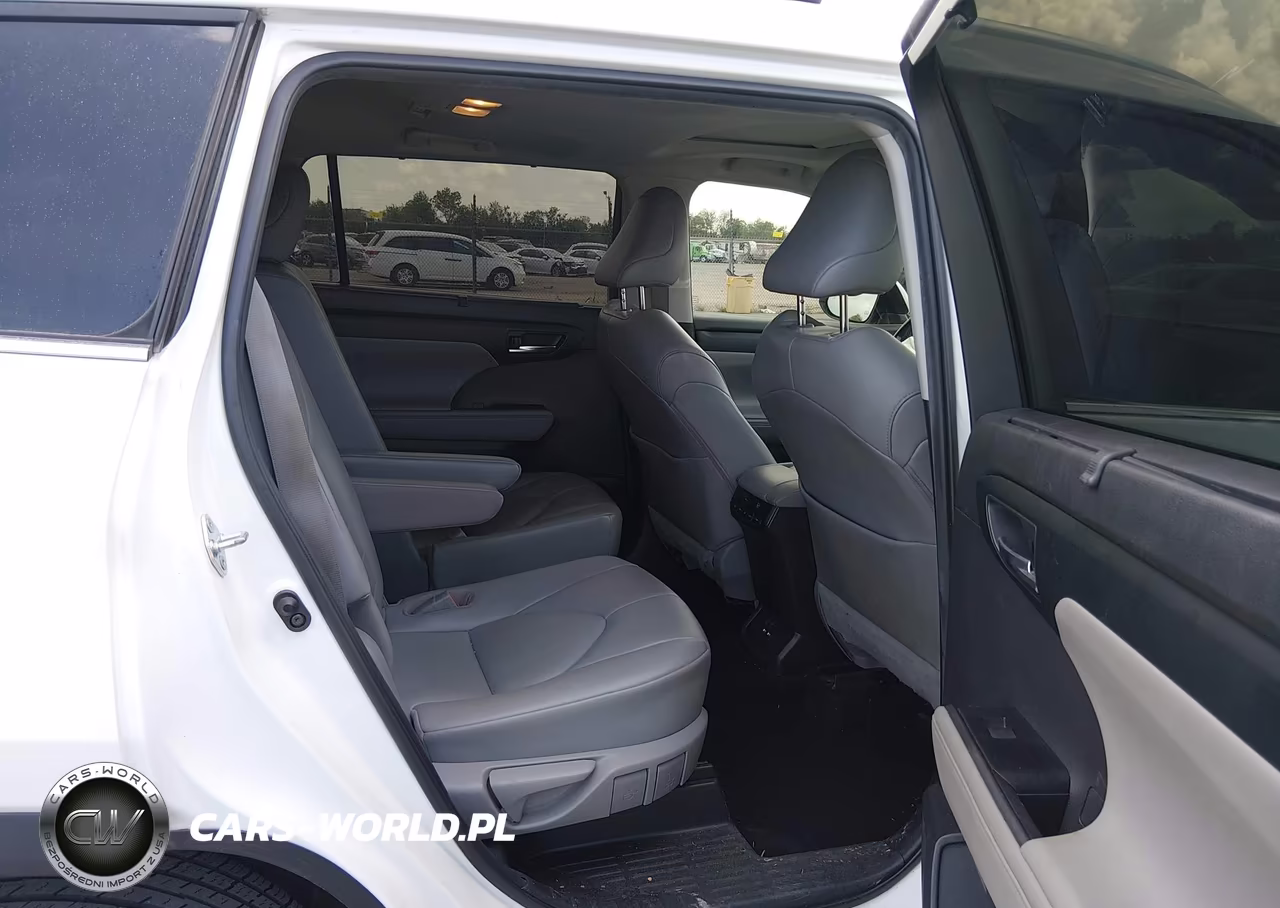 2020 Toyota Highlander Xle VIN:5TDGZRAH9LS505596 - 8