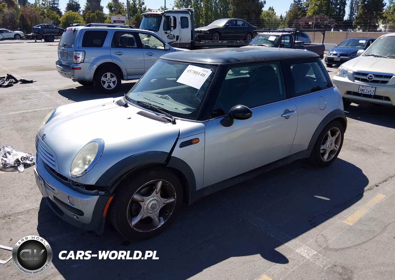 2003 Mini Cooper VIN:WMWRC33423TJ50724 - 2