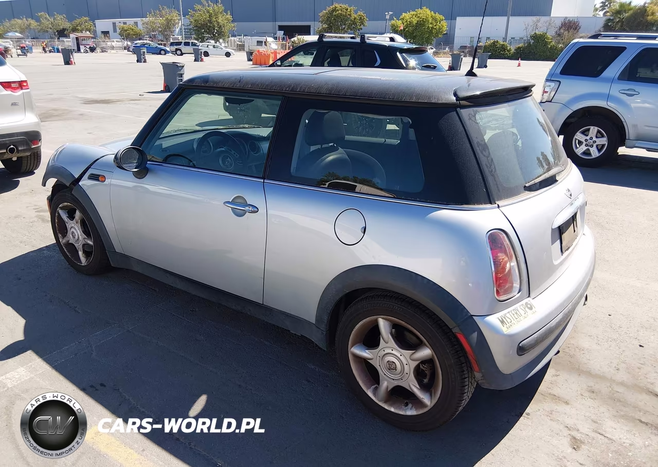 2003 Mini Cooper VIN:WMWRC33423TJ50724 - 3