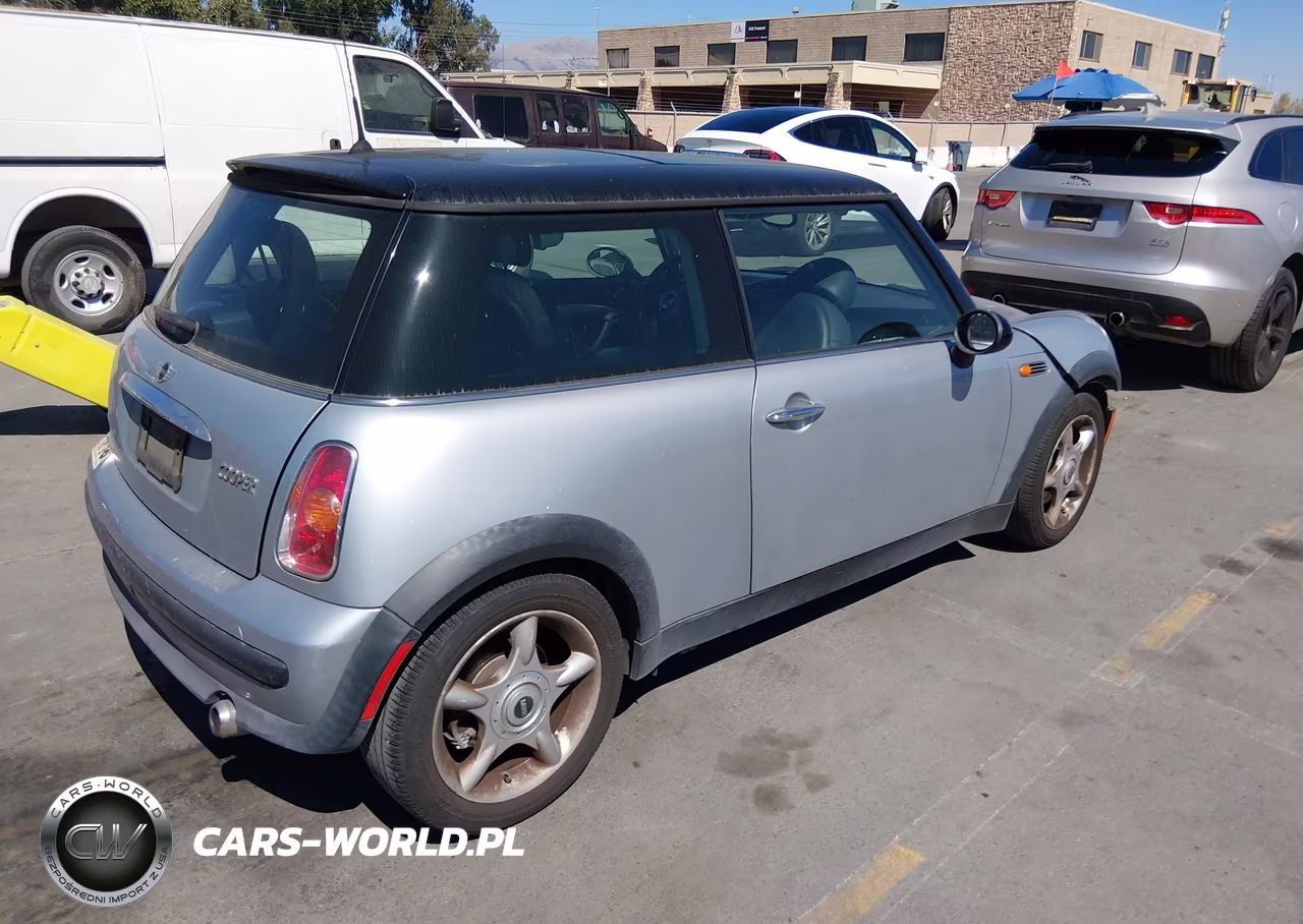 2003 Mini Cooper VIN:WMWRC33423TJ50724 - 4