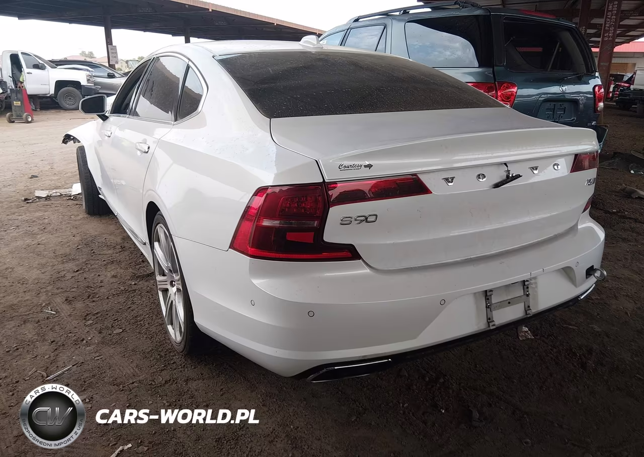 2018 Volvo S90 T6 Inscription VIN:LVY992ML8JP029681 - 3