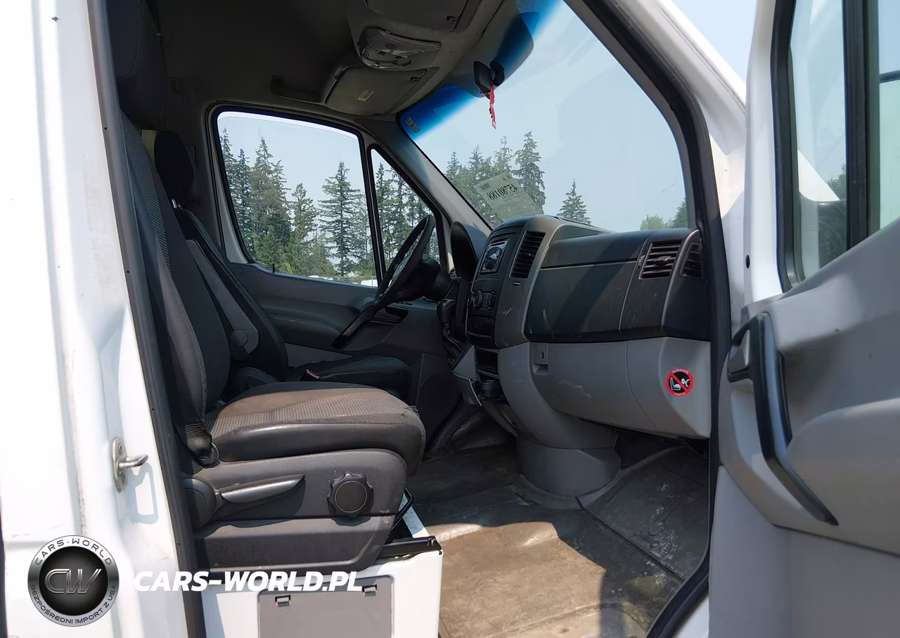 2010 Mercedes-Benz Sprinter Van 2500 VIN:WD3PE7CC5A5497379 - 5
