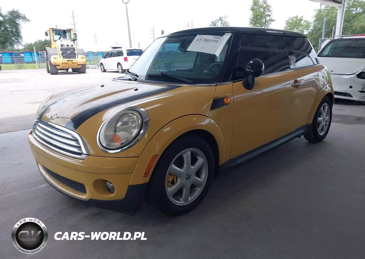 2009 Mini Cooper VIN:WMWMF33539TW73673 - 2