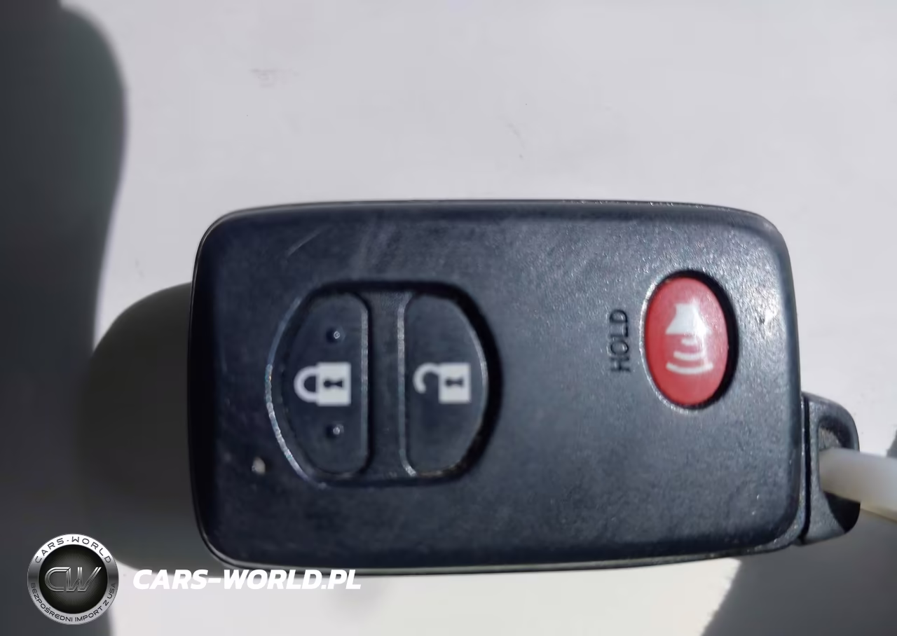 2012 Toyota Prius V Three VIN:JTDZN3EU5C3184165 - 11
