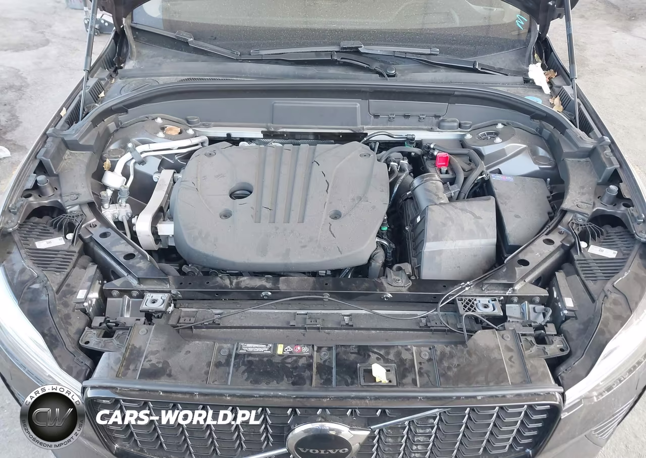 2025 Volvo Xc60 B5 Ultra VIN:YV4M12RM5S1002076 - 10