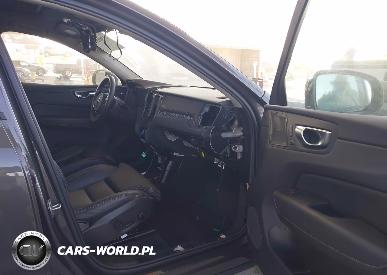 2025 Volvo Xc60 B5 Ultra VIN:YV4M12RM5S1002076 - 5