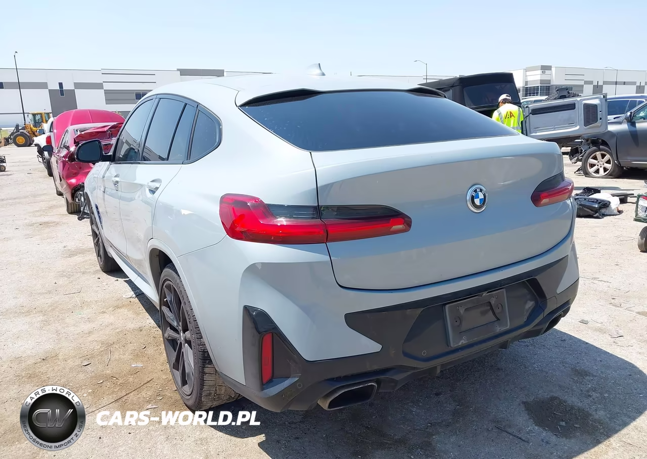 2022 BMW X4 xDrive30I VIN:5UX33DT03N9K01660 - 3