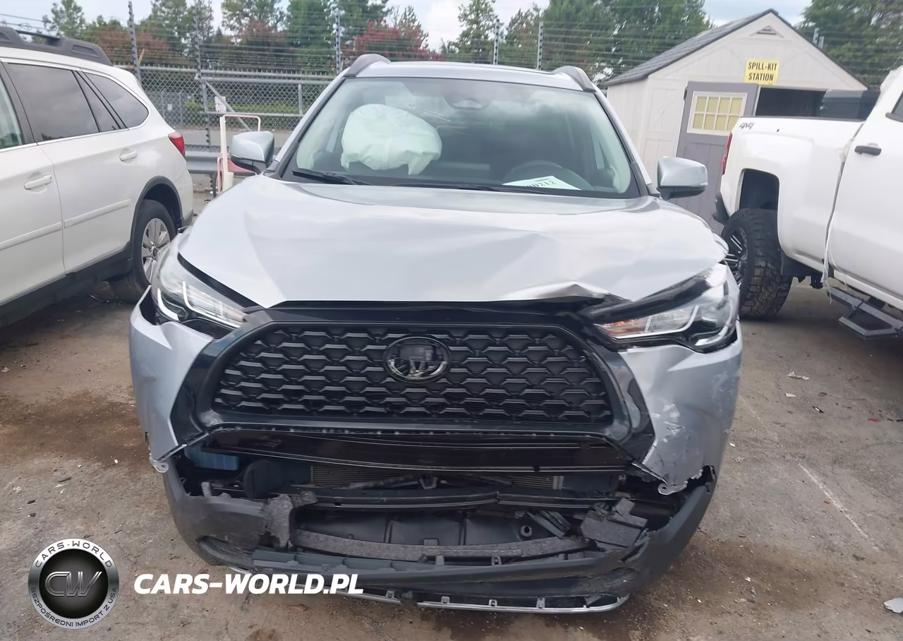 2024 Toyota Corolla Cross Le VIN:7MUBAABG9RV096927 - 12