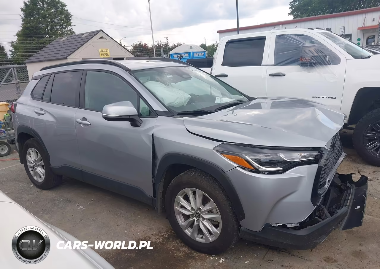 2024 Toyota Corolla Cross Le VIN:7MUBAABG9RV096927 - 13