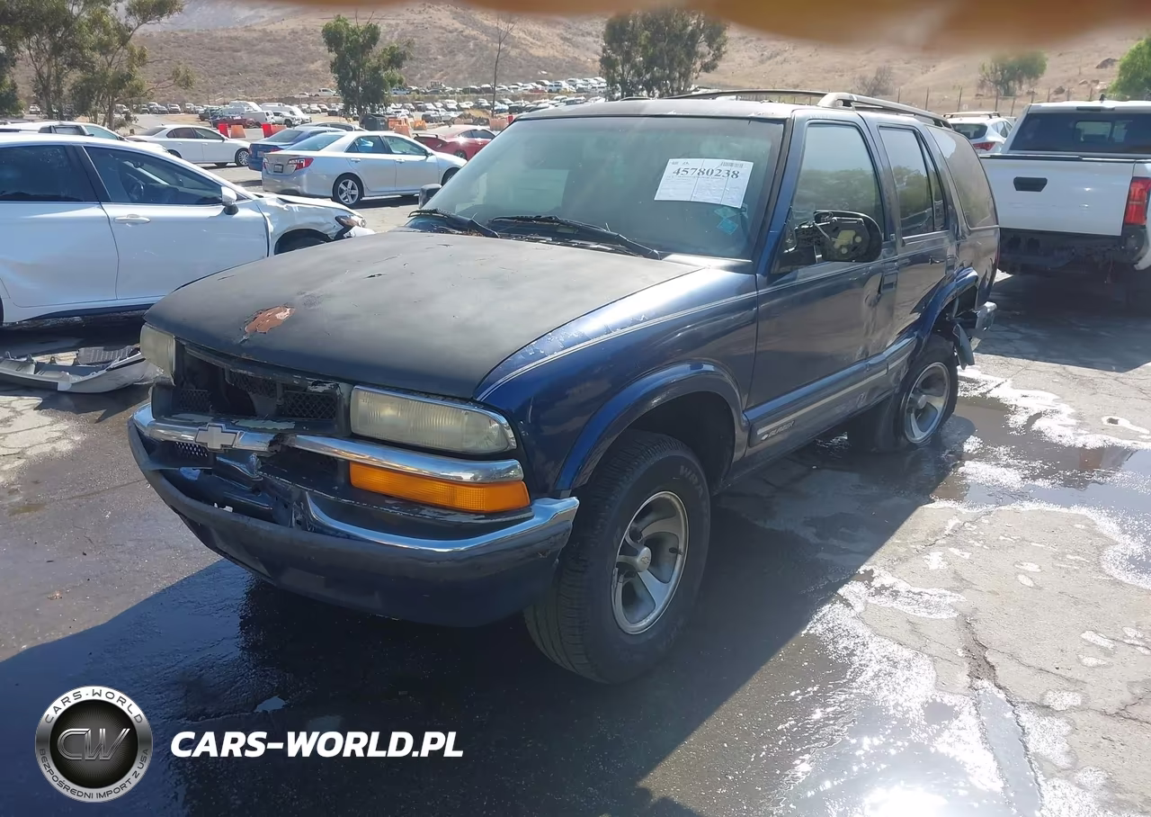 2001 Chevrolet Blazer Ls VIN:1GNCS13W212152887 - 2