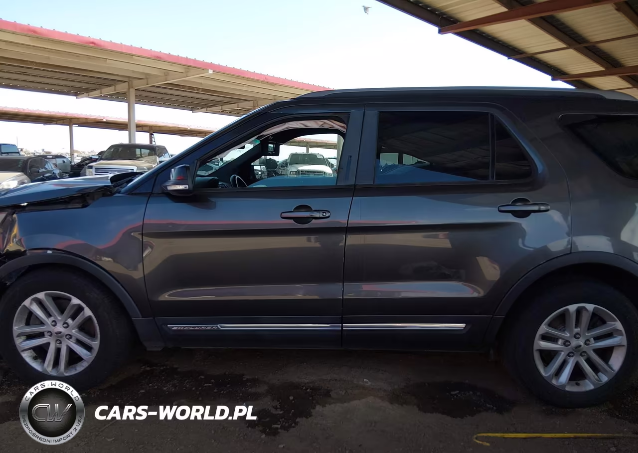 2016 Ford Explorer Xlt VIN:1FM5K7D89GGC05290 - 14