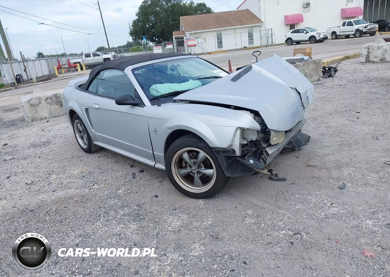 2000 Ford Mustang