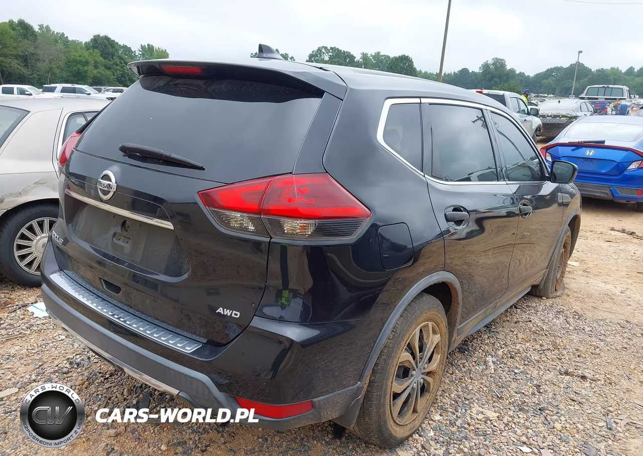 2018 Nissan Rogue S VIN:KNMAT2MV7JP531587 - 4