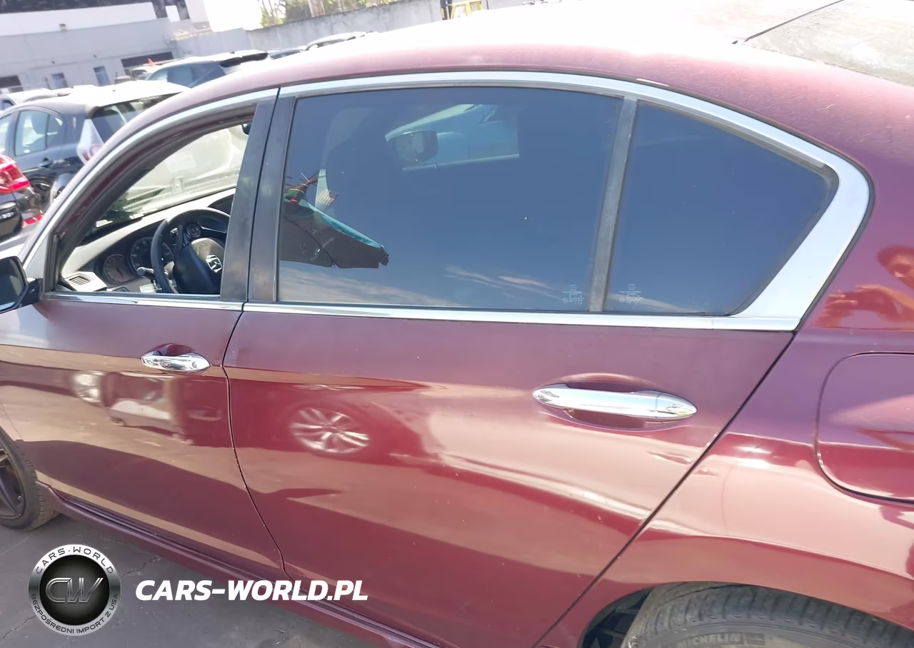 2016 Honda Accord Sport VIN:1HGCR2F51GA101703 - 15