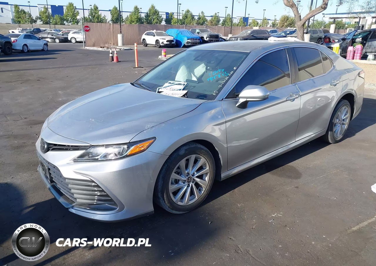 2024 Toyota Camry Le VIN:4T1C11AKXRU882960 - 2