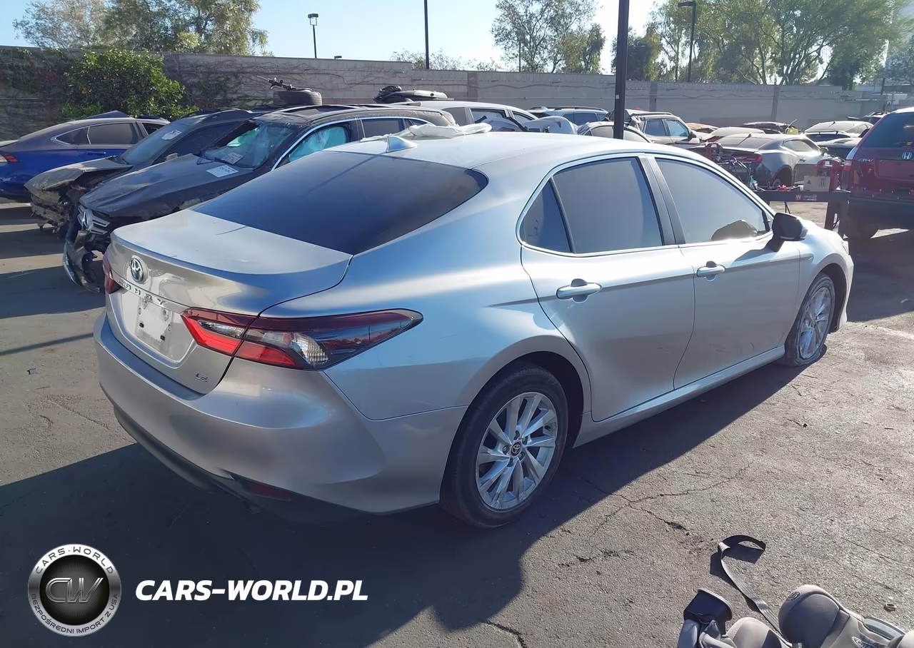 2024 Toyota Camry Le VIN:4T1C11AKXRU882960 - 4