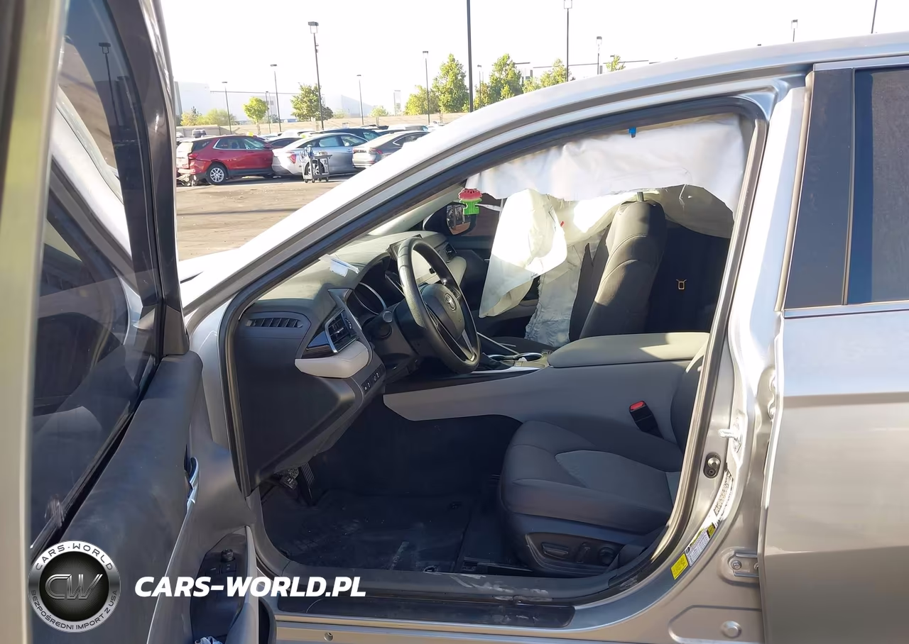 2024 Toyota Camry Le VIN:4T1C11AKXRU882960 - 5