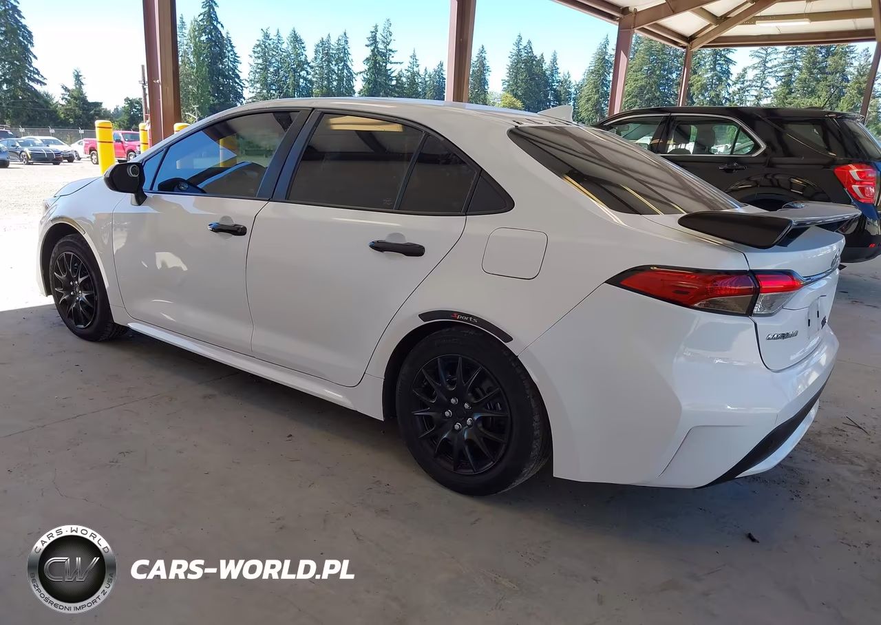 2020 Toyota Corolla Le VIN:5YFEPRAE1LP105463 - 3