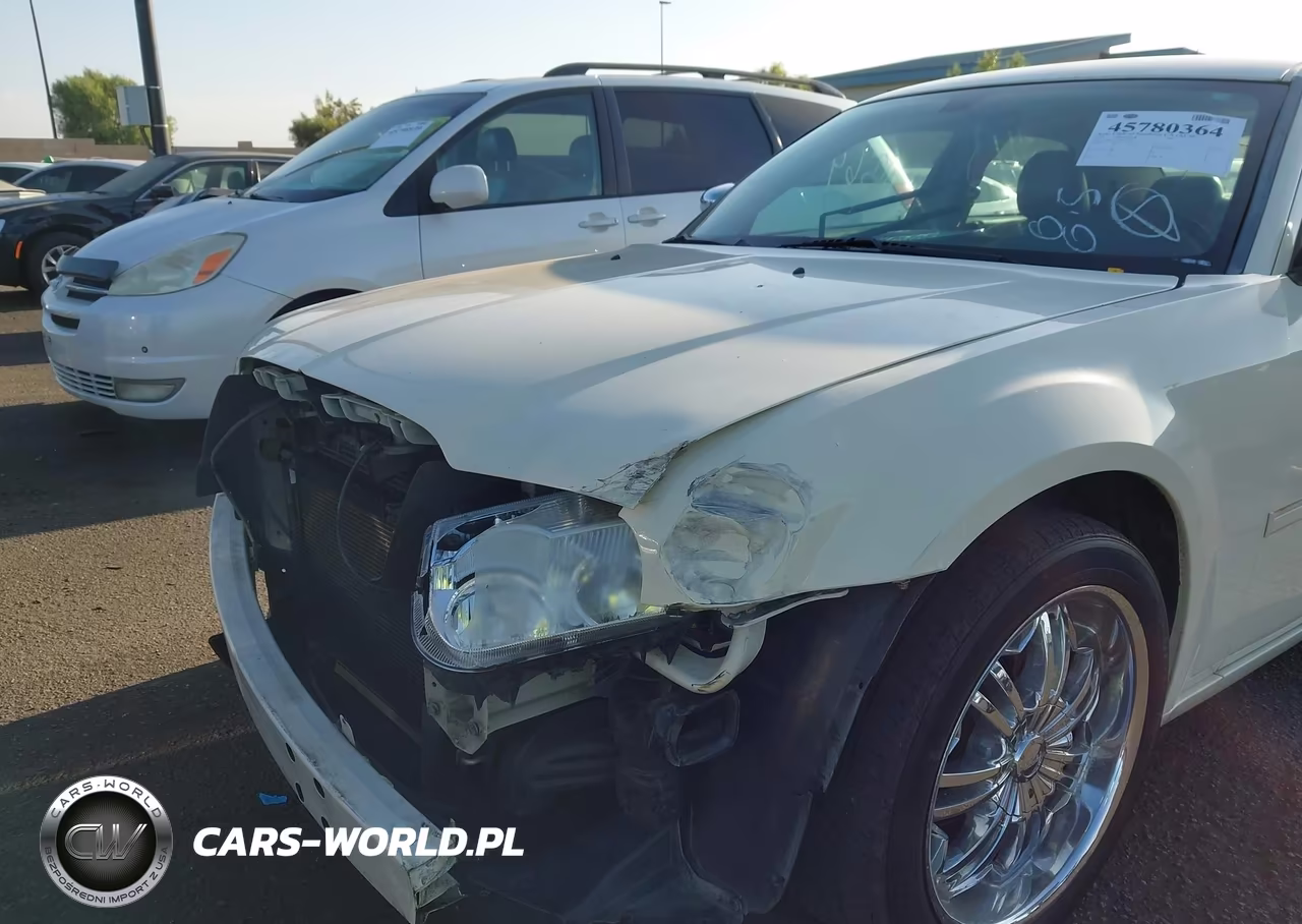 2007 Chrysler 300 Touring VIN:2C3KA53G77H786630 - 6