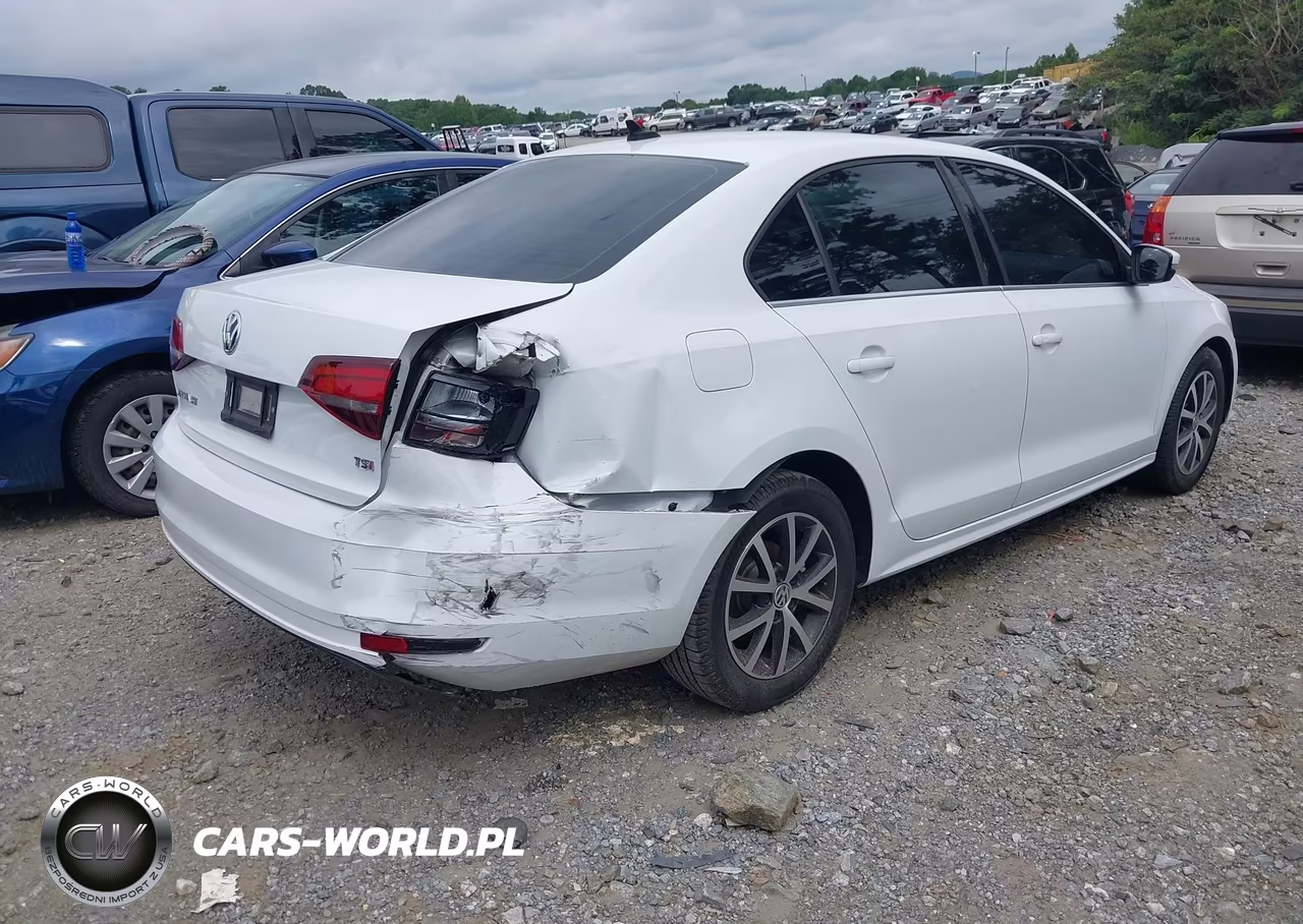 2017 Volkswagen Jetta 1.4T Se VIN:3VWDB7AJ8HM300953 - 4