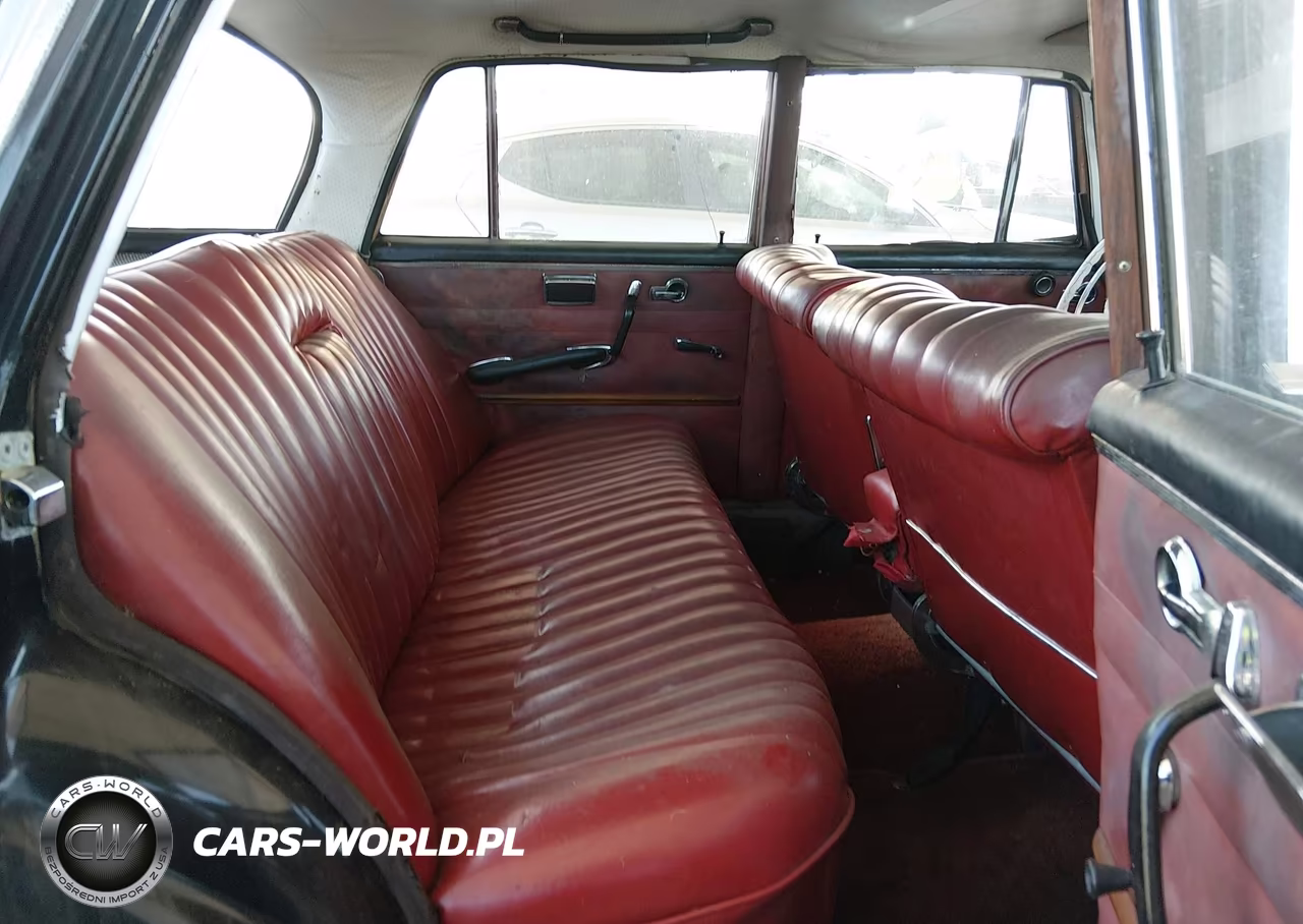 1961 Mercedes-Benz 220S VIN:0000000000038052B - 8