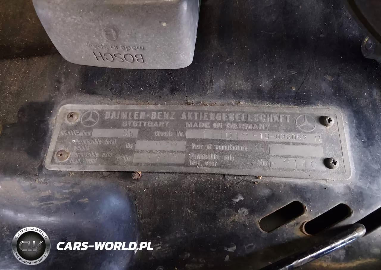 1961 Mercedes-Benz 220S VIN:0000000000038052B - 9