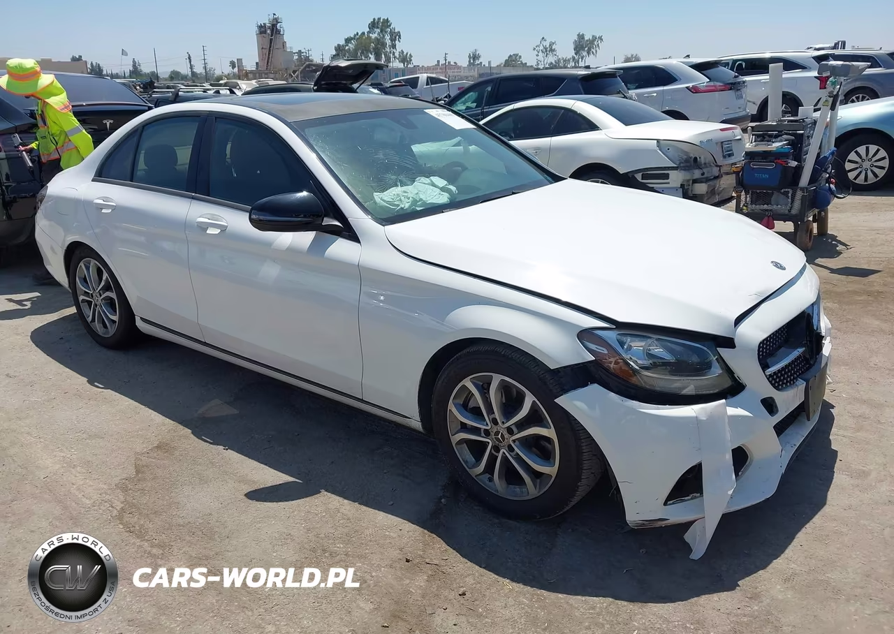 2018 Mercedes-Benz C 300