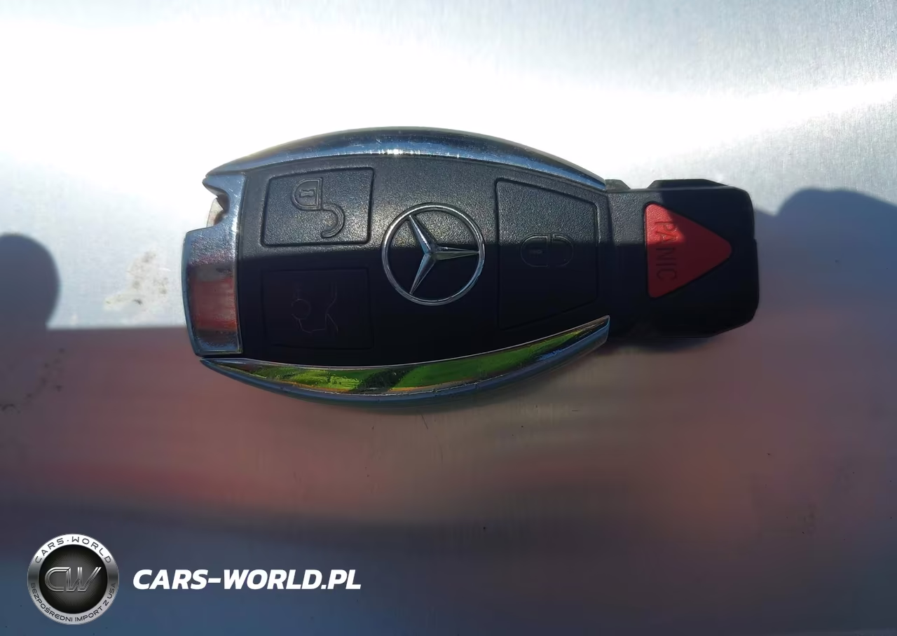 2018 Mercedes-Benz C 300 VIN:55SWF4JB0JU254924 - 11