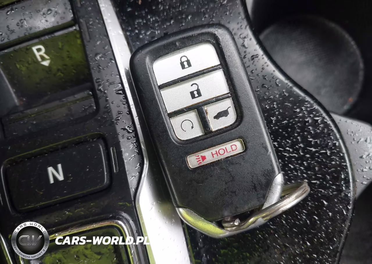 2018 Honda Pilot Elite VIN:5FNYF6H09JB041173 - 11