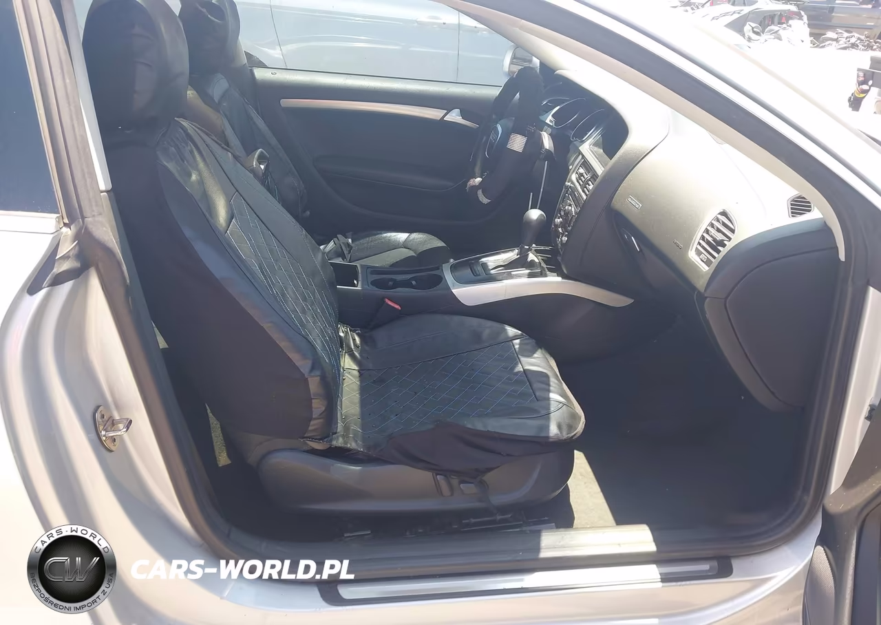 2010 Audi A5 2.0T Premium VIN:WAULFAFR7AA016664 - 5
