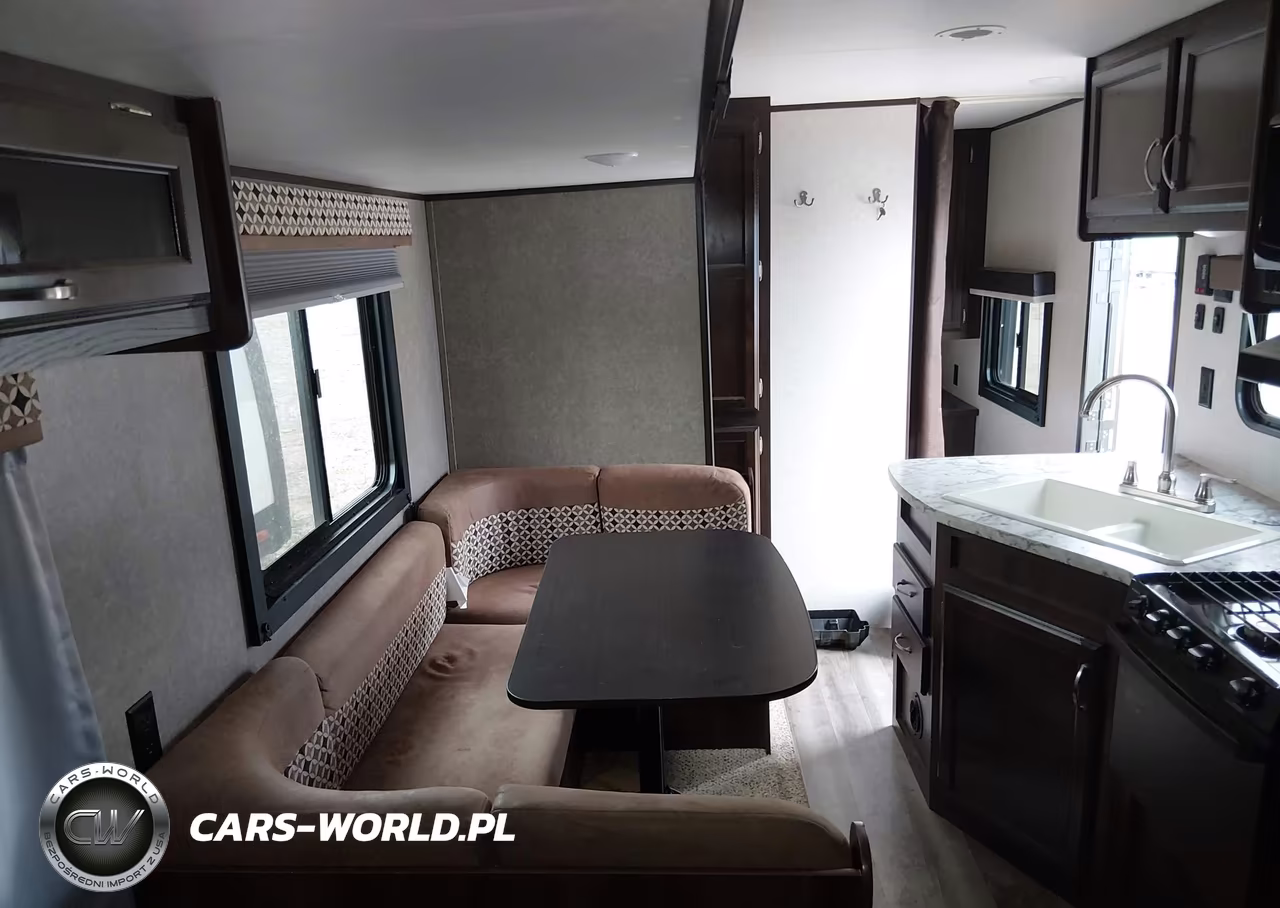 2018 Jayco Other VIN:1UJBJ0BR7J17S0845 - 5