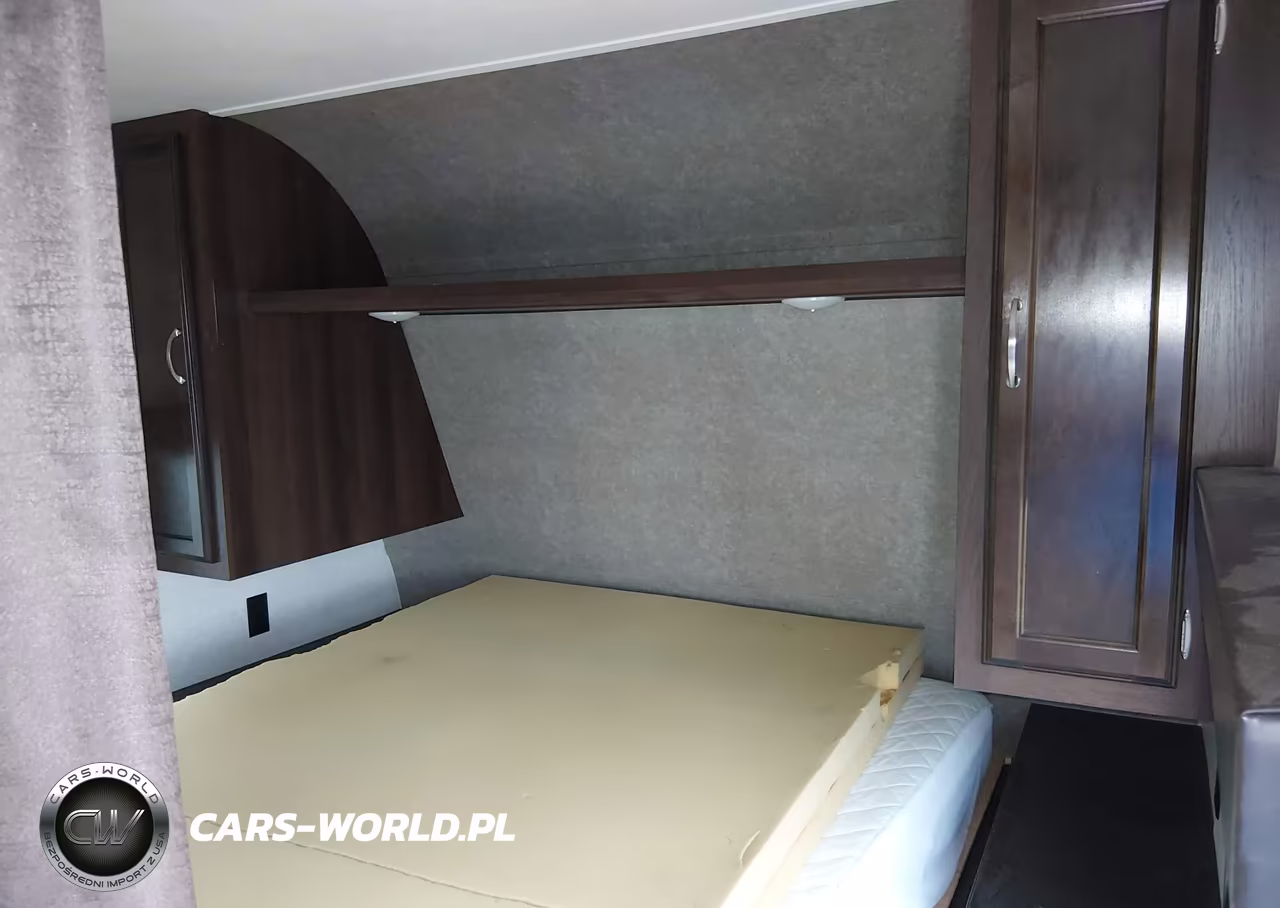 2018 Jayco Other VIN:1UJBJ0BR7J17S0845 - 8