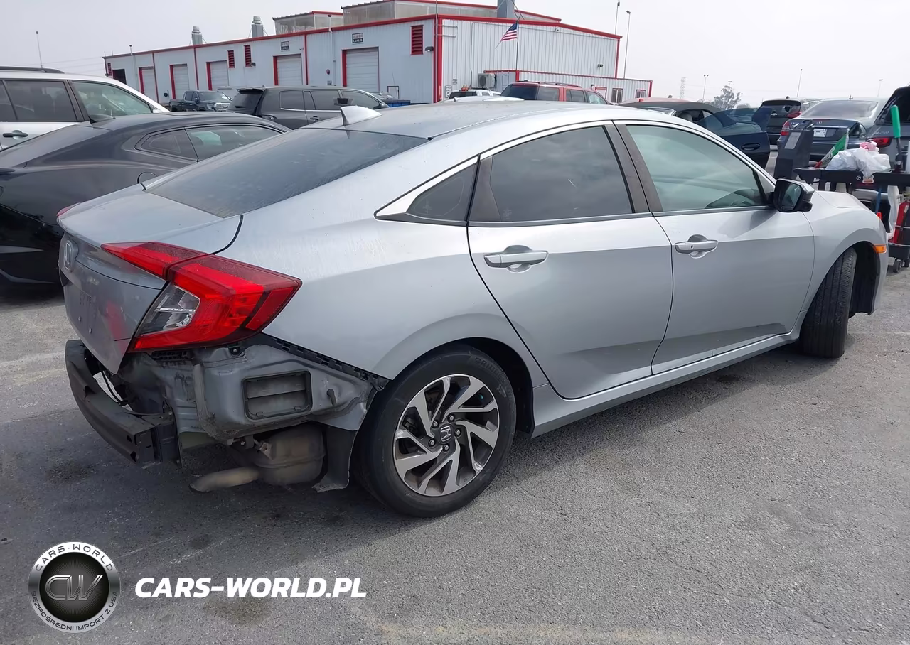 2017 Honda Civic Ex VIN:2HGFC2F73HH558774 - 4