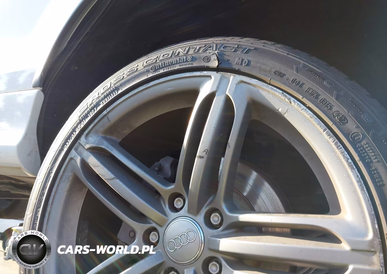 2015 Audi Q7 3.0 Tdi Premium VIN:WA1WMAFE7FD019356 - 18