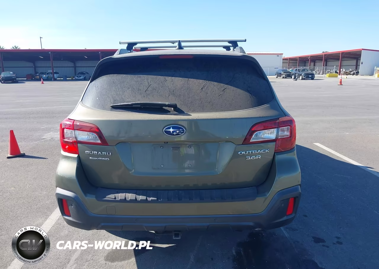 2019 Subaru Outback 3.6R Touring VIN:4S4BSETC7K3371384 - 16