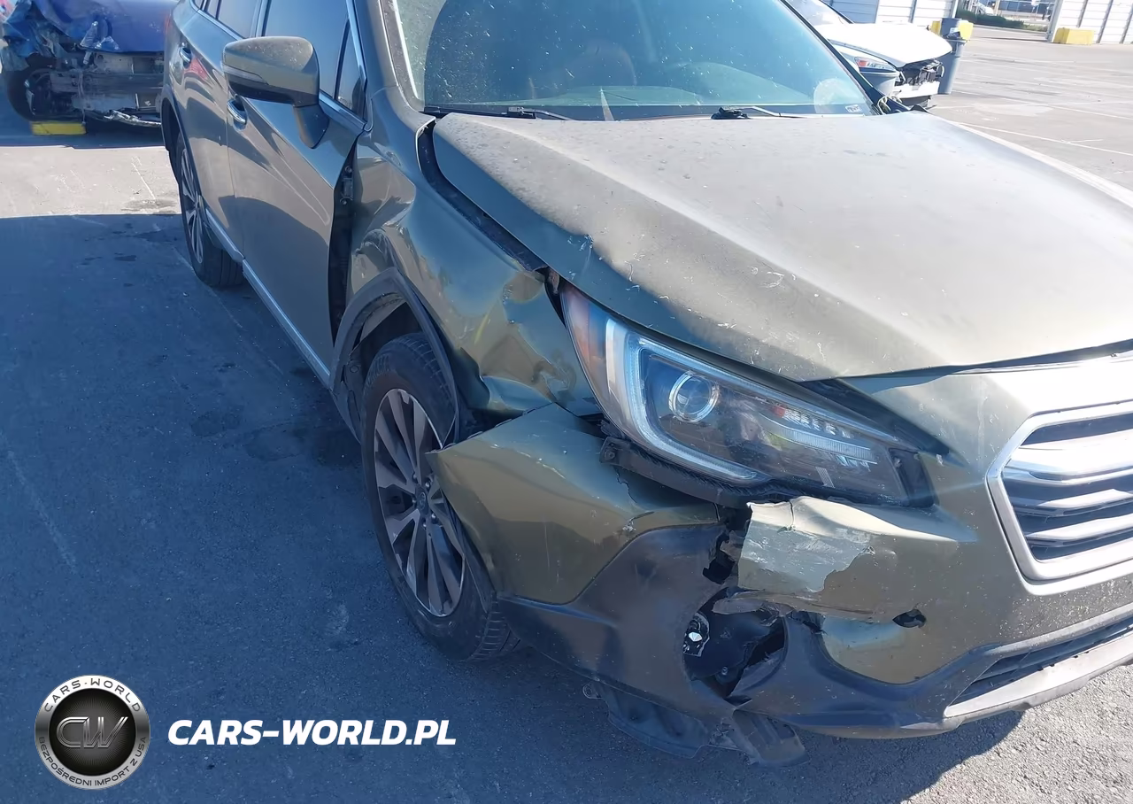2019 Subaru Outback 3.6R Touring VIN:4S4BSETC7K3371384 - 6
