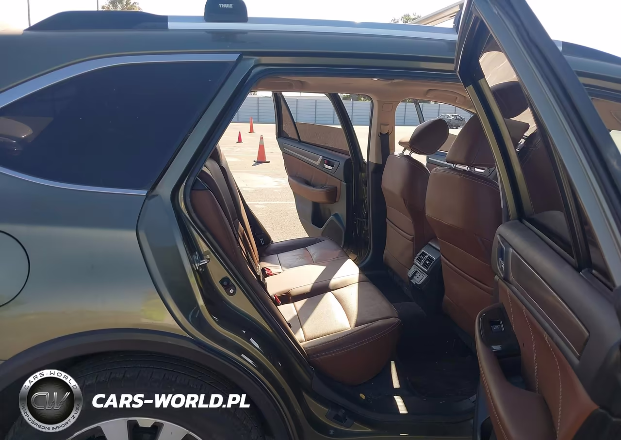 2019 Subaru Outback 3.6R Touring VIN:4S4BSETC7K3371384 - 8