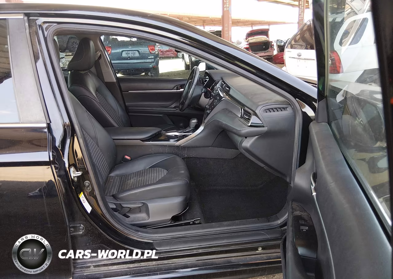 2019 Toyota Camry Se VIN:4T1B11HK8KU750433 - 5