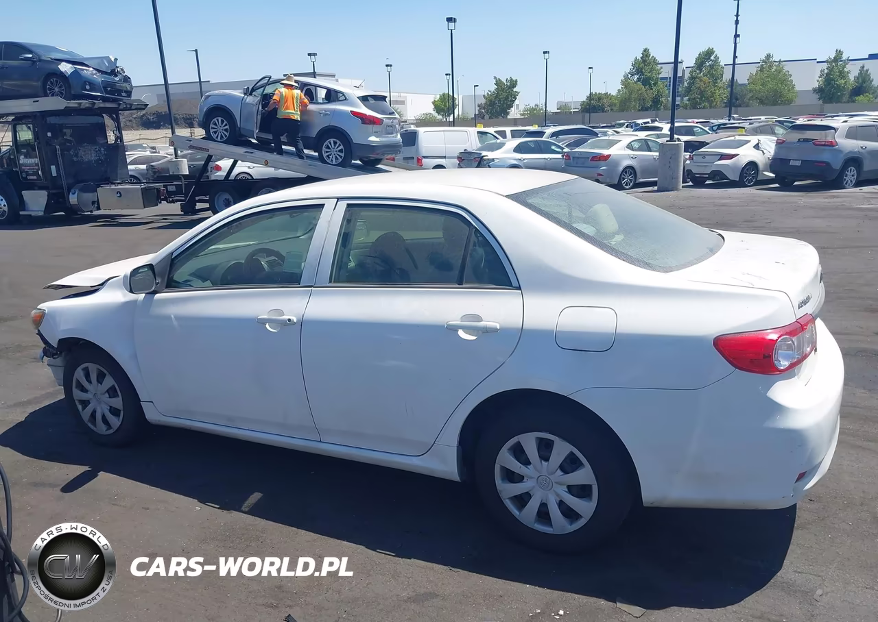 2013 Toyota Corolla L VIN:JTDBU4EE7DJ121701 - 15
