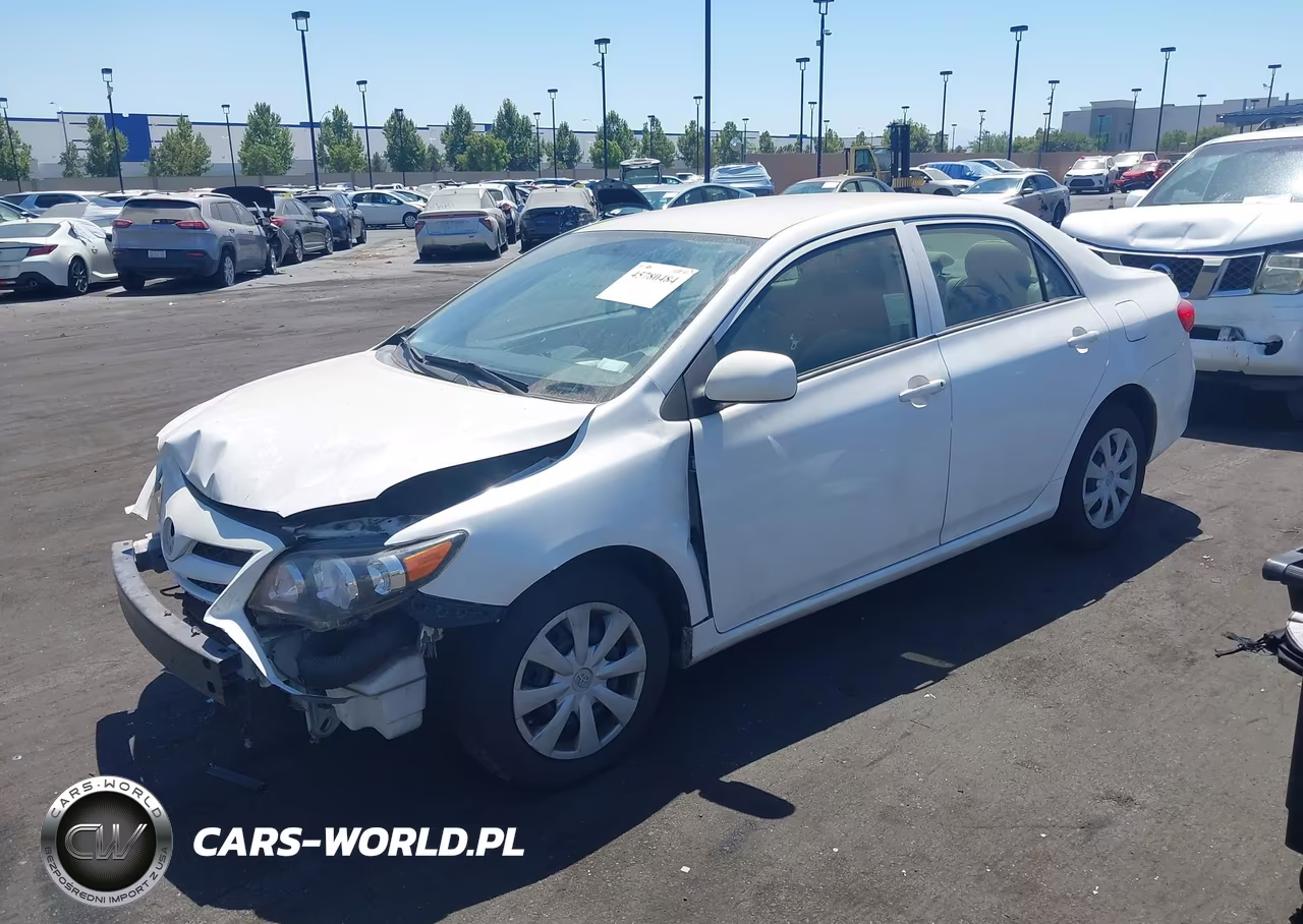 2013 Toyota Corolla L VIN:JTDBU4EE7DJ121701 - 2