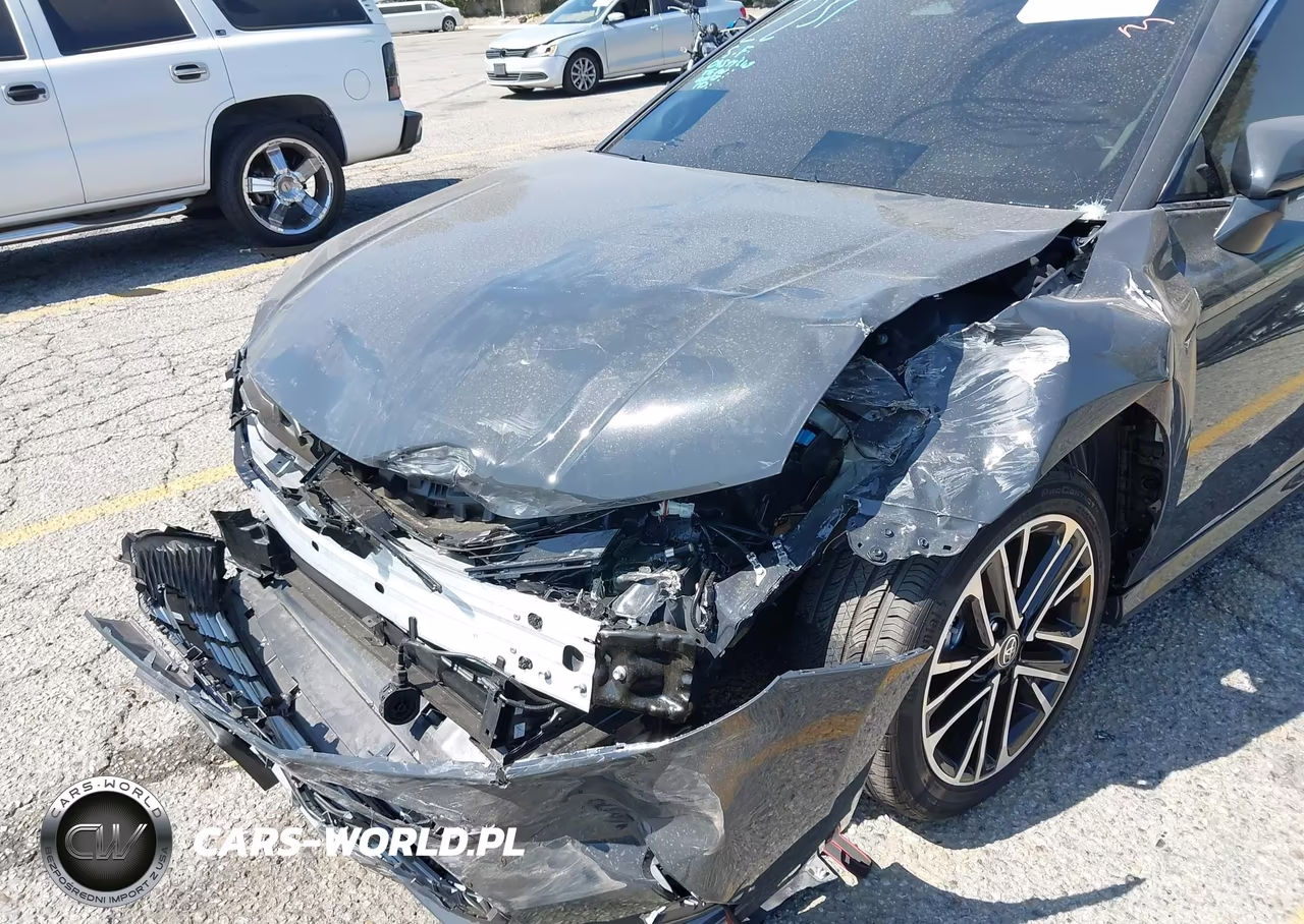 2026 Toyota Camry Xle VIN:4T1DAACK2TU726744 - 17