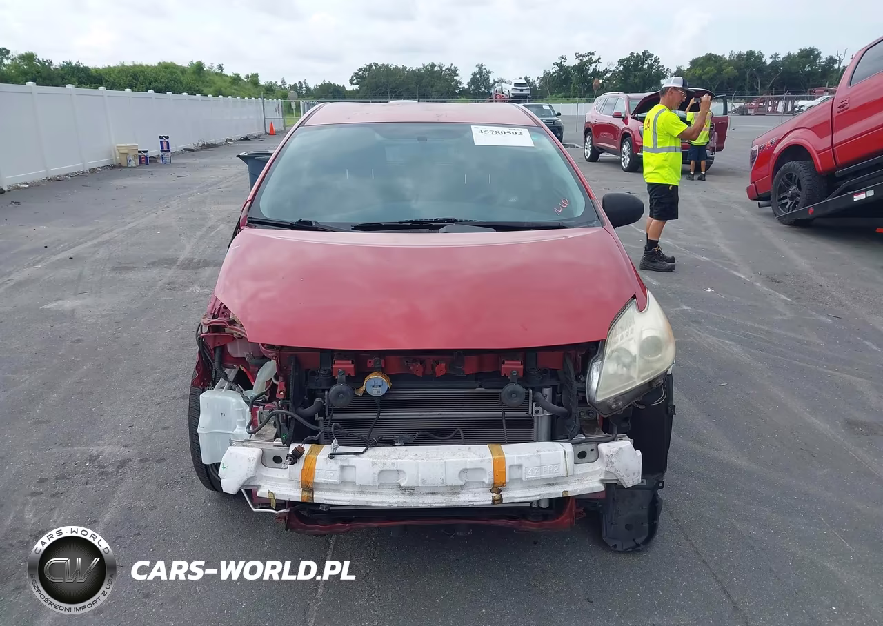 2015 Toyota Prius Two VIN:JTDKN3DU8F1995459 - 13