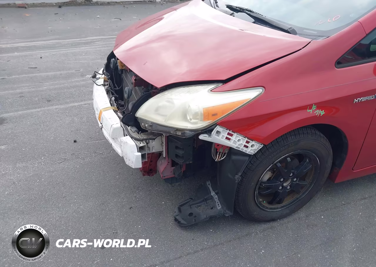 2015 Toyota Prius Two VIN:JTDKN3DU8F1995459 - 20