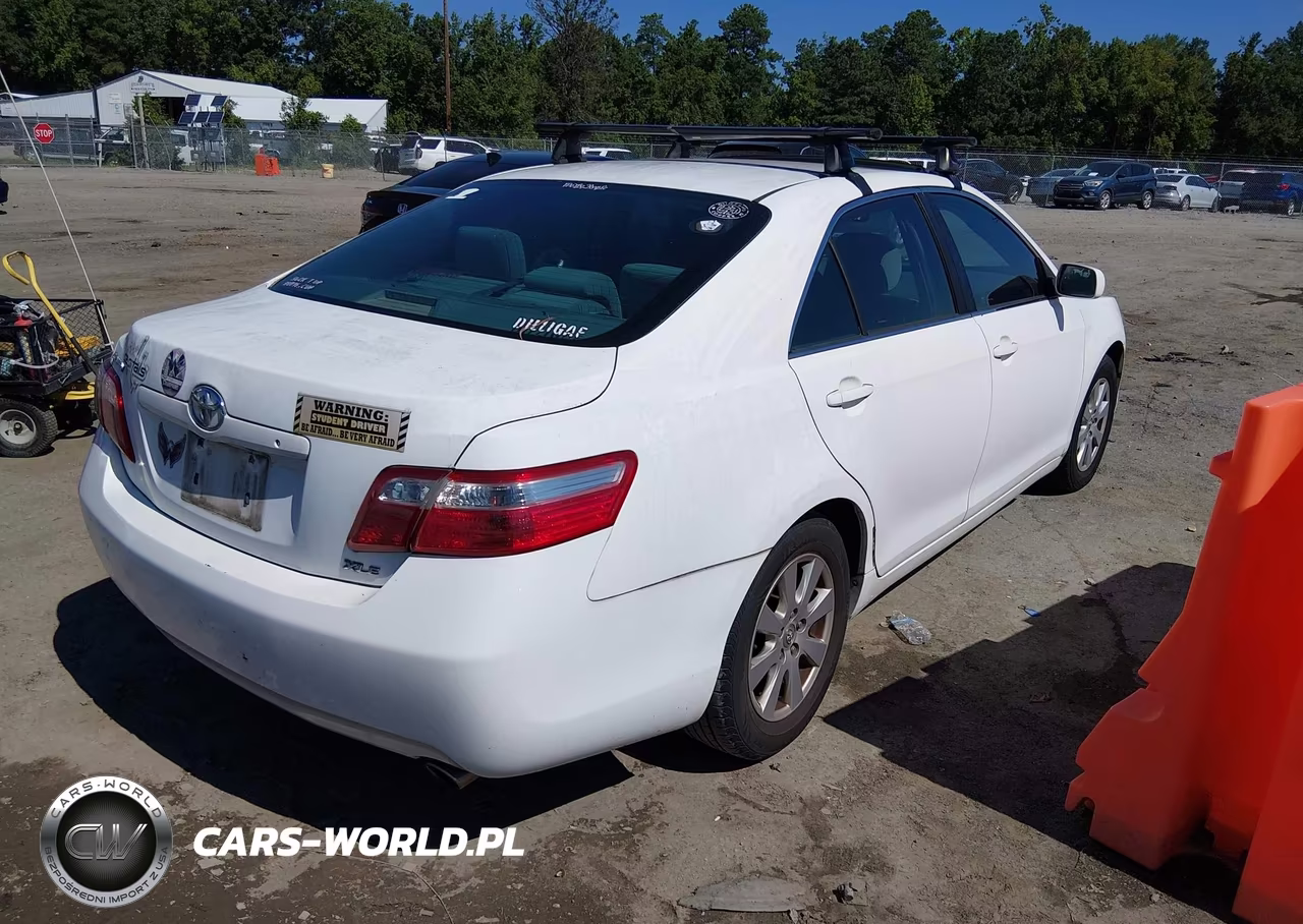 2007 Toyota Camry Xle VIN:JTNBE46KX73033800 - 4