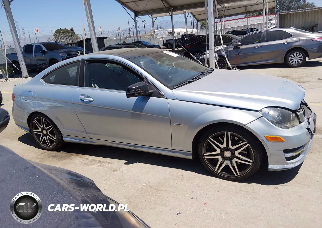 2013 Mercedes-Benz C 250 VIN:WDDGJ4HB8DG033968 - 12